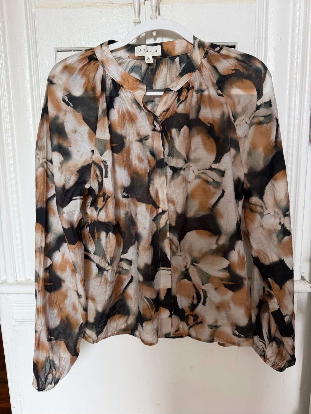 cloth & stone Black Brown Cream Abstract Floral Blouse